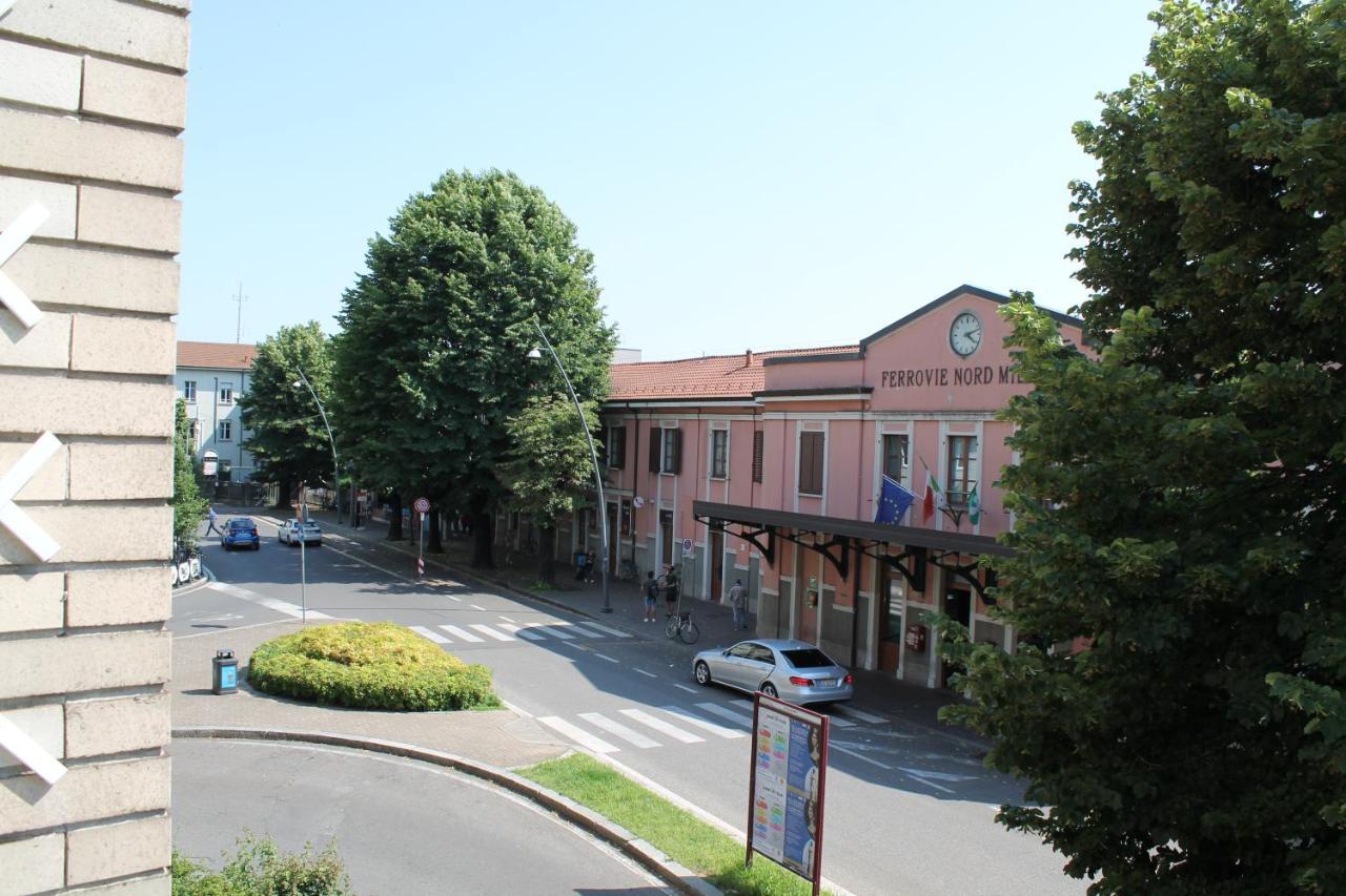 L'Appartamento Della Stazione Di Saronno Buitenkant foto